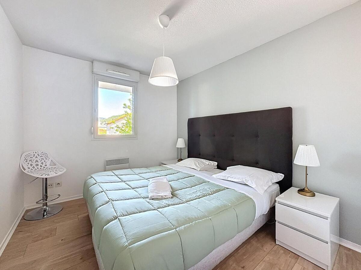 شقة Sejour Cosy - Lit 180X200 - Wifi - Parking كليرمونت-فيراند المظهر الخارجي الصورة